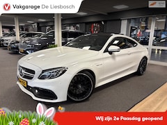 Mercedes-Benz C-klasse Coupé - AMG 63 / pano / leer / memory / Burmester / camera / boeken