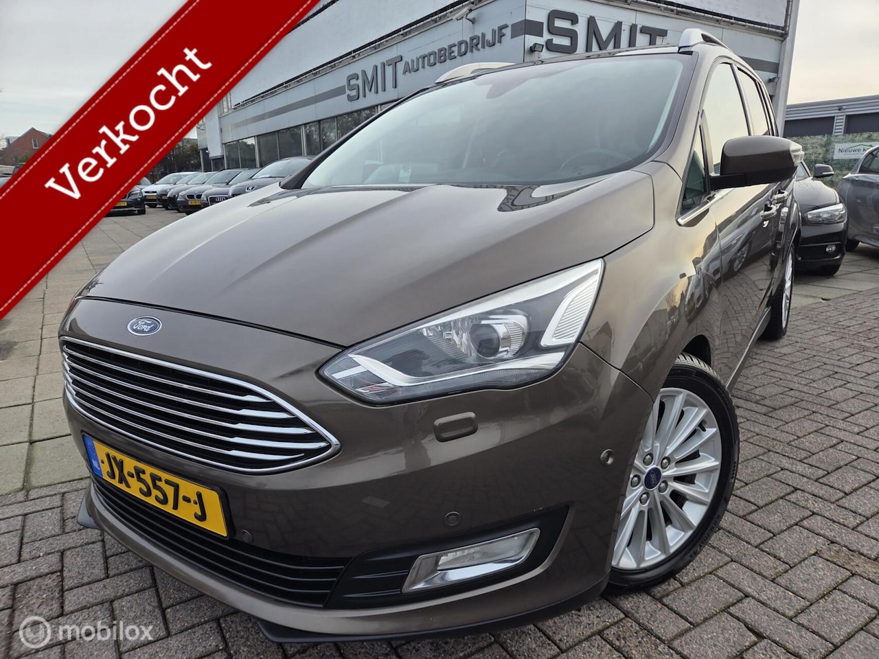 Ford Grand C-Max - 1.5 Titanium Aut/Nav/Leder/Trekhaak/NLAuto - AutoWereld.nl