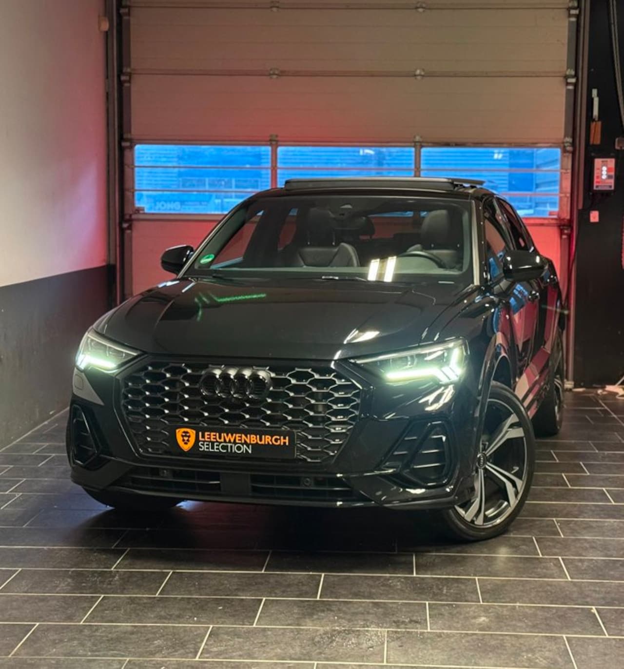 Audi Q3 Sportback - 45 TFSI e 3x S-Line Pano 360 B&O Sfeer Leer - AutoWereld.nl