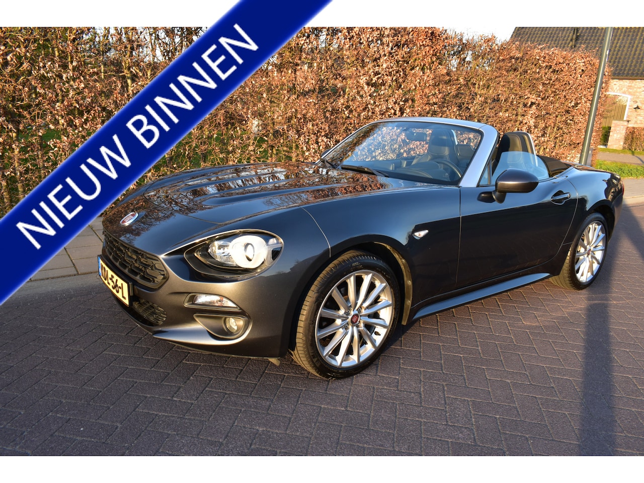 Fiat 124 Spider - 1.4 MultiAir Turbo Lusso AUTOMAAT ZÉÉR MOOI! - AutoWereld.nl