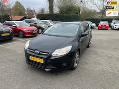 Ford Focus Wagon - 1.0 EcoBoost Edition , navigatie , pdc