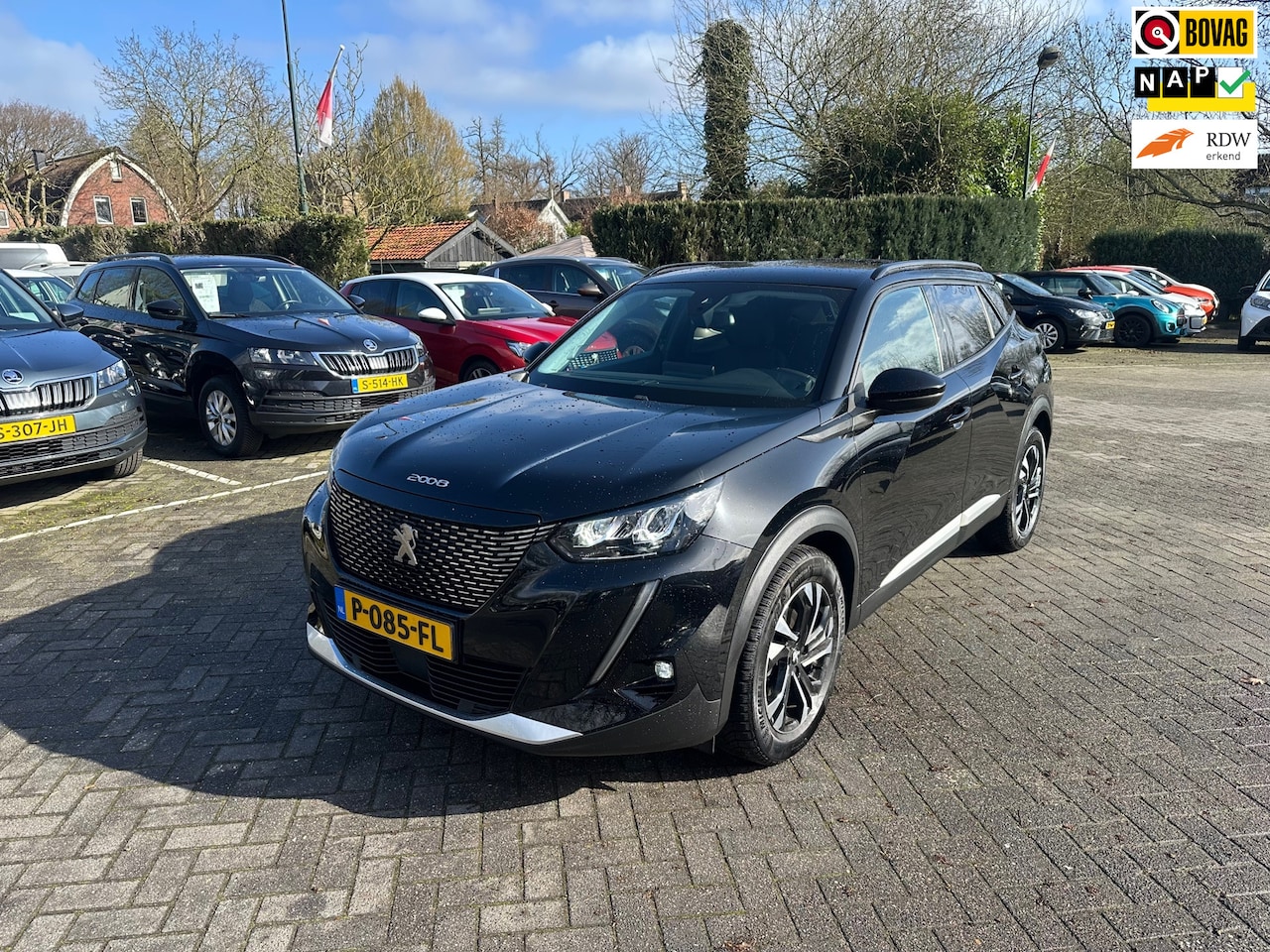 Peugeot 2008 - 1.2 PureTech Allure Pack 1.2 PureTech Allure Pack , navigatie , pdc + camera - AutoWereld.nl