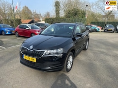 Skoda Karoq - 1.0 TSI Style , navigatie , pdc voor en achter + camera
