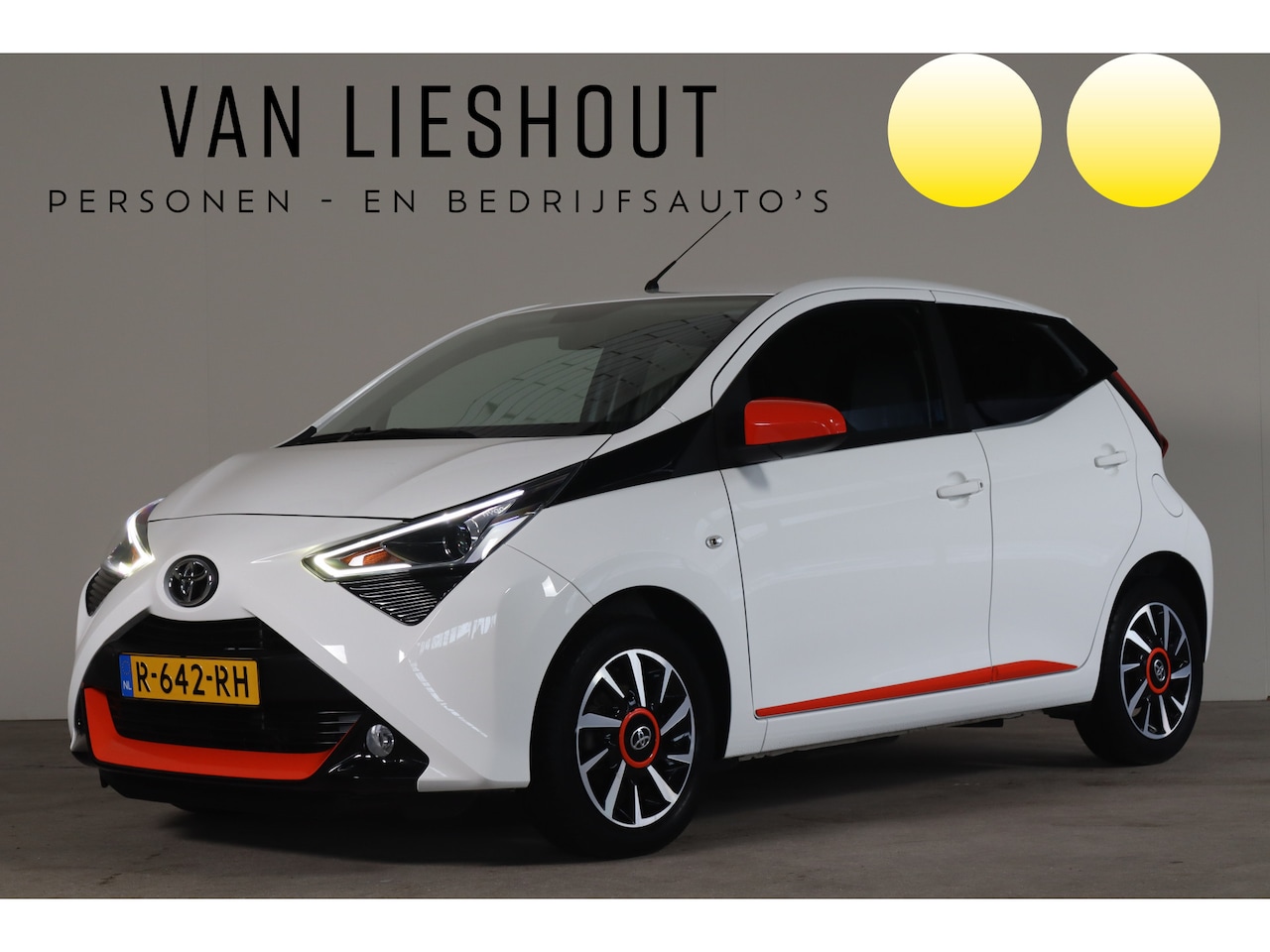 Toyota Aygo - 1.0 VVT-i x-joy Climate I Apple Car-Play I Camera -- 2e PAASDAG OPEN 11.00 t/m 16.00 UUR - - AutoWereld.nl