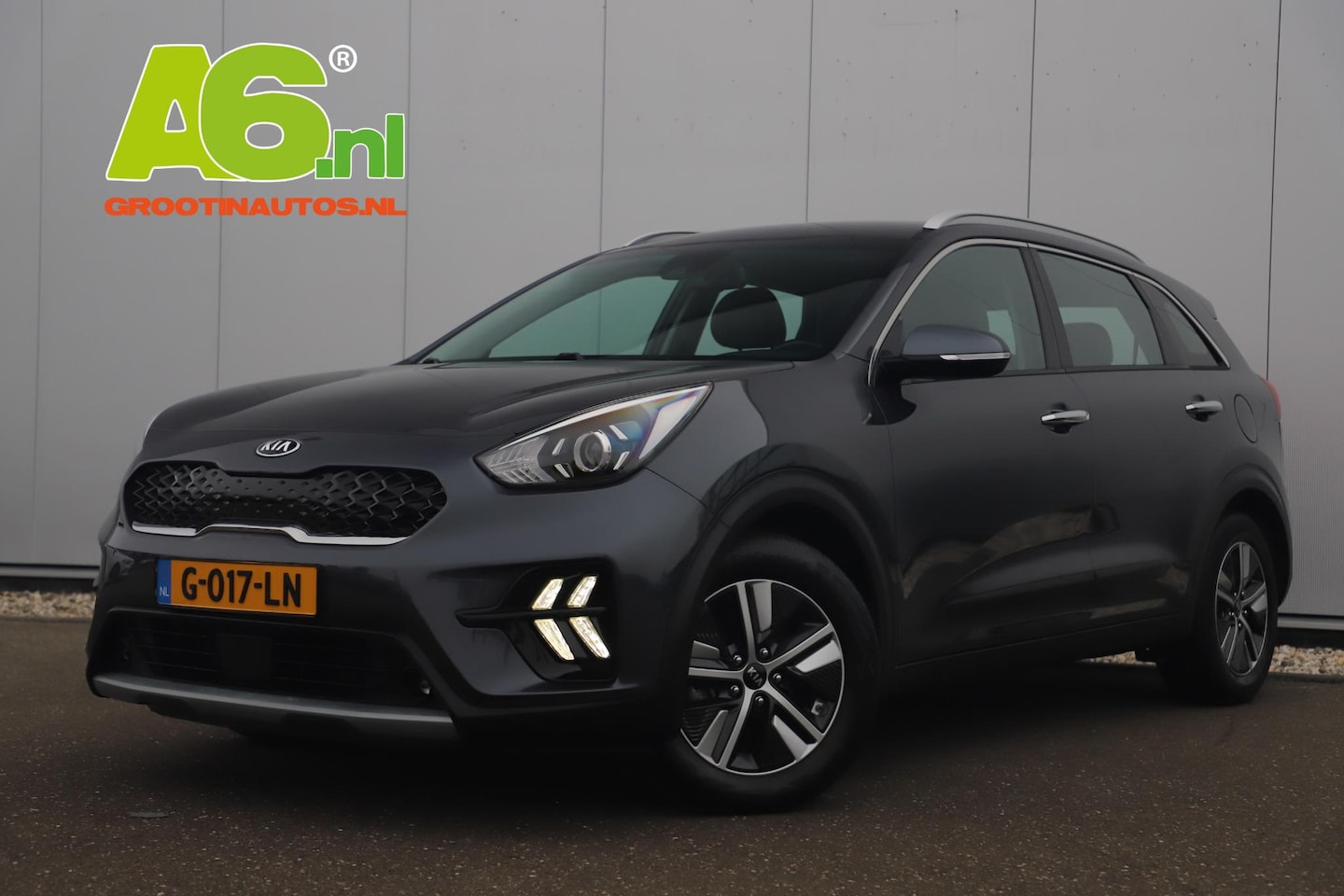 Kia Niro - 1.6 GDi Hybrid DynamicLine 140PK Automaat Half Leder Navigatie Camera Adaptive Cruise Clim - AutoWereld.nl