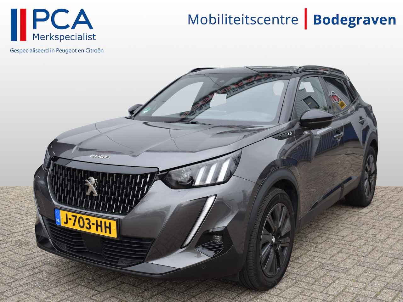 Peugeot 2008 - 1.2 GT 155PK | 1e Eigenaar | NL-Auto | Panoramadak | Alcantara | Focal Audio | Trekhaak - AutoWereld.nl