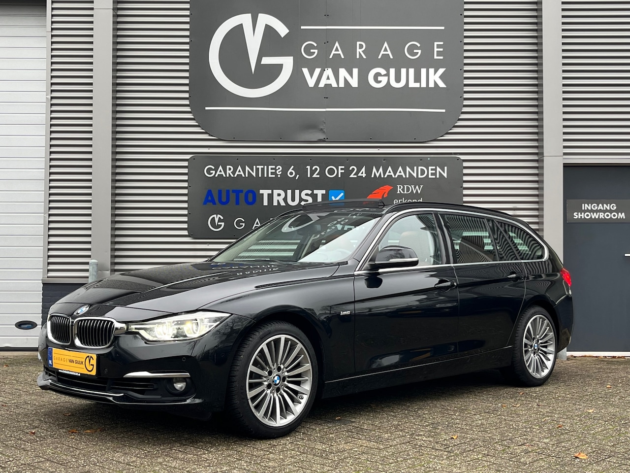 BMW 3-serie Touring - 320i Luxury-Line 184PK Automaat,Panodak,Trekhaak,Navi,Clima,Cruise,Isofix,KeylessEntry+Sta - AutoWereld.nl
