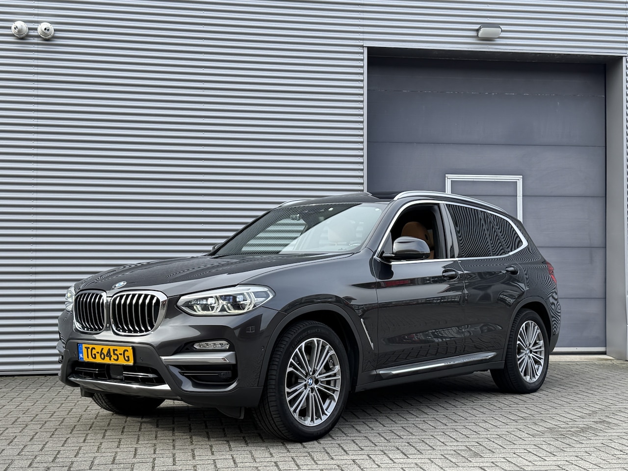 BMW X3 - xDrive30i High Executive I Aut. I ACC I Pano.dak I Leder I Camera I Carplay - AutoWereld.nl