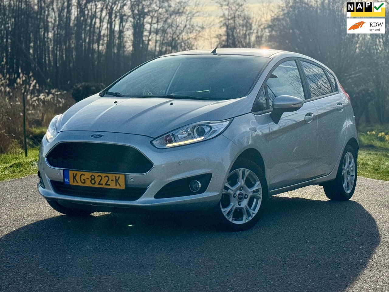 Ford Fiesta - 1.0 Style Ultimate Navi Airco Cruise Control PDC Trekhaak LMV NAP Perfect Onderhouden - AutoWereld.nl