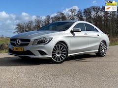 Mercedes-Benz CLA-Klasse - 180 Prestige Automaat Leder Navigatie Stoelverwarming Climate control Goed onderhouden