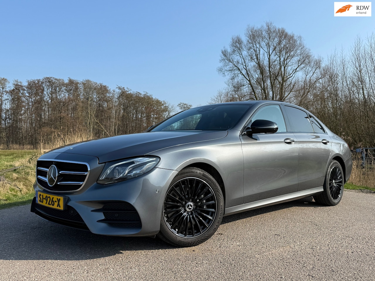 Mercedes-Benz E-klasse - 350 d Prestige Plus Automaat / HUD / Burmester / Panoramadak / 360 Camera / Leder / Sfeerv - AutoWereld.nl