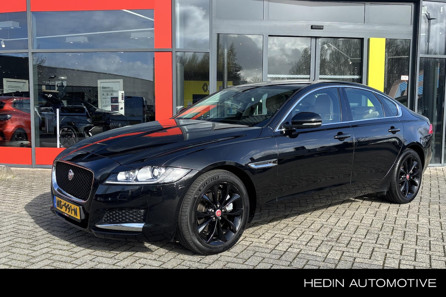 Jaguar XF Portfolio - 2.0 | NL AUTO | LEDER | NAVI - AutoWereld.nl