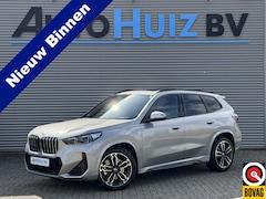 BMW X1 - sDrive20i M Sport Panoramadak Stuurwielverwarming Massage 19 Inch Keyless Entry ACC Harman