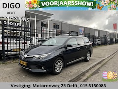 Toyota Auris Touring Sports - 1.2T Dynamic NAVI. CRUISE CONTROL. PANORAMA DAK. TREKHAAK