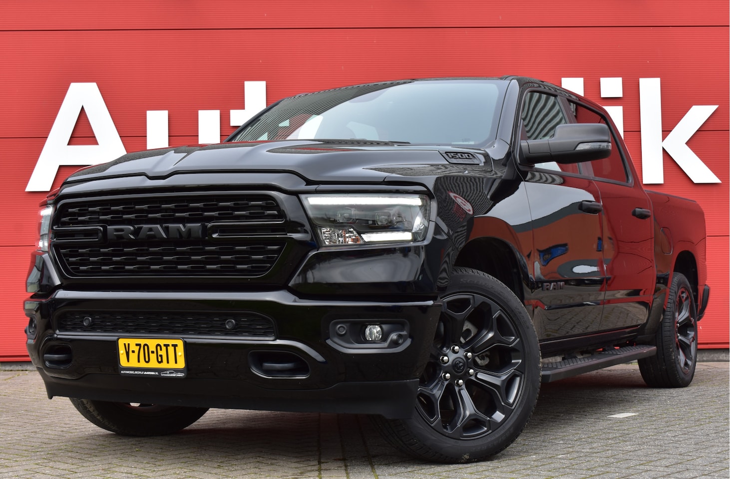 Dodge Ram 1500 - Big Horn 3.6L eTorque Marge! | Prins LPG | Camera | Carplay | Trekhaak | Rolcover | Navi | - AutoWereld.nl