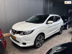 Nissan Qashqai - 1.6 Tekna stoelverw leder trekhaak panorama dak