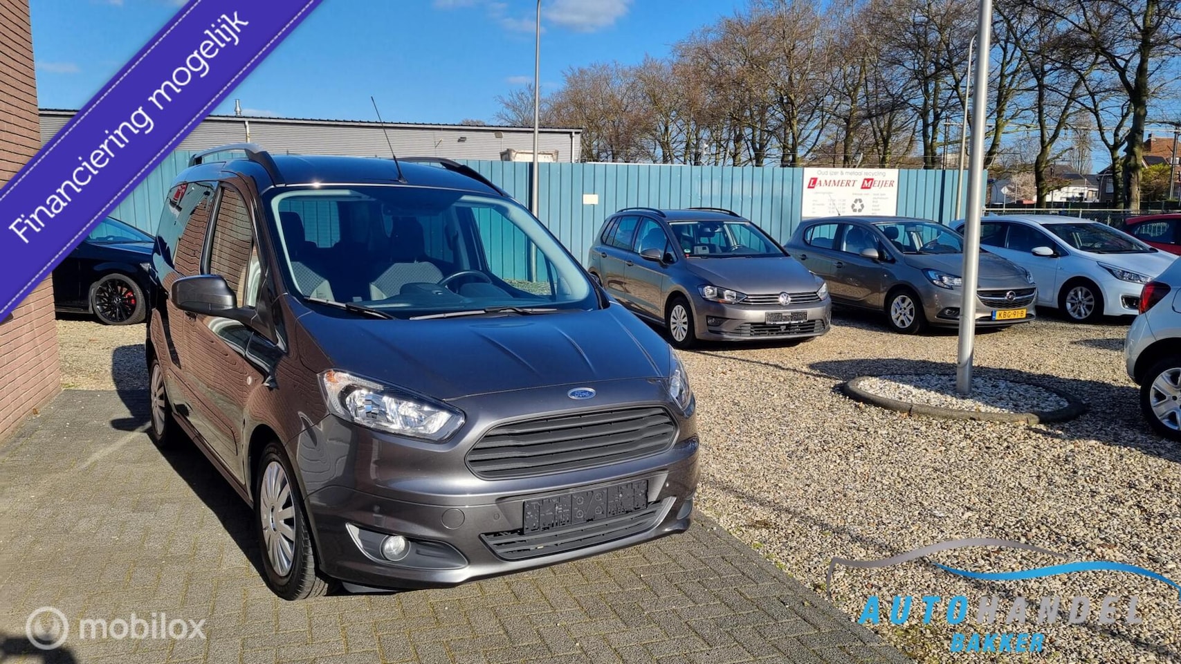 Ford Tourneo Courier - 1.0 Titanium stoelverwarming , airco . - AutoWereld.nl