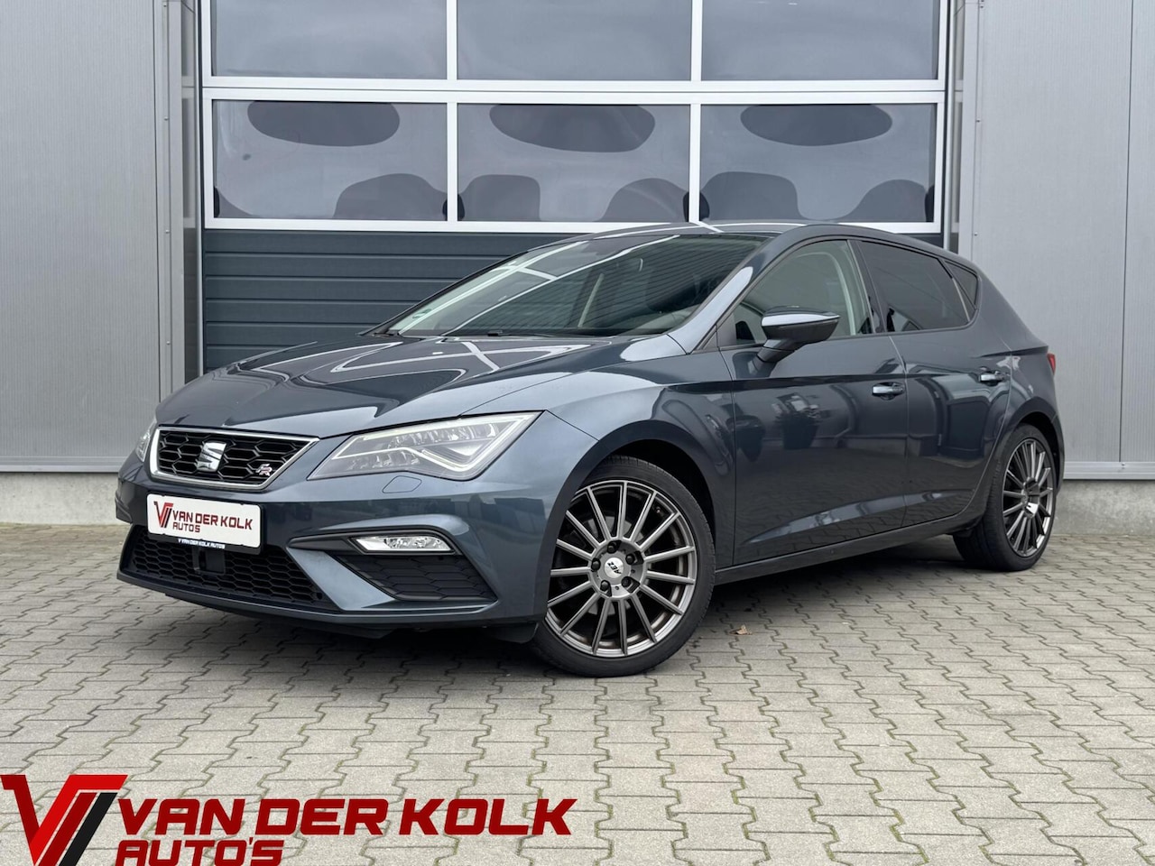 SEAT Leon - 1.5 TSI FR | Half leder | Climate | Cruise | Carplay | Stoelverwarming - AutoWereld.nl