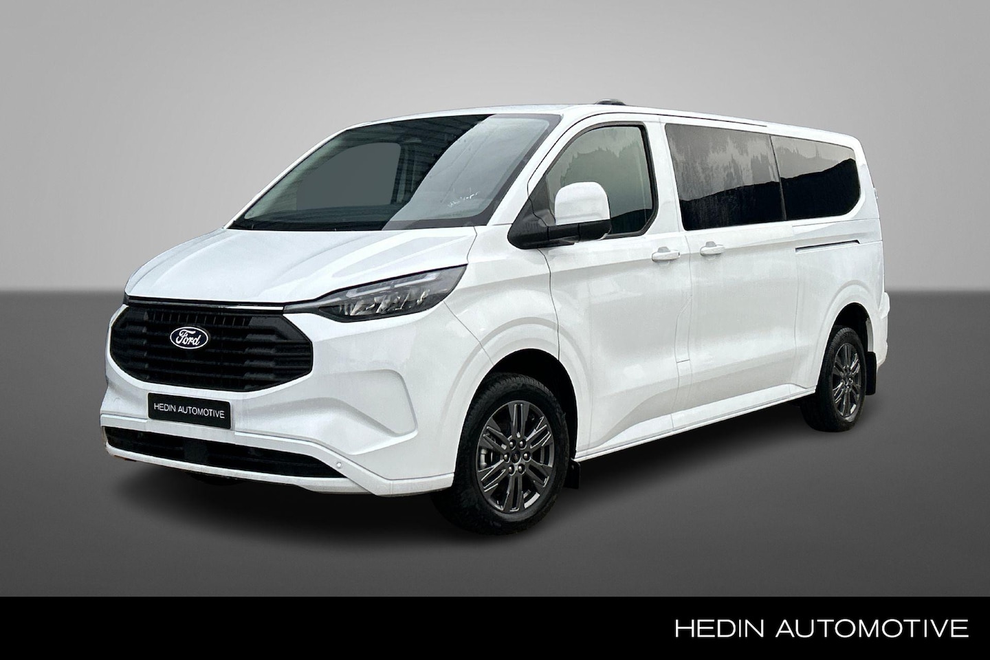 Ford Transit Custom - 340 2.5 PHEV L2H1 Limited Kombi 9-zits uit voorraad - AutoWereld.nl