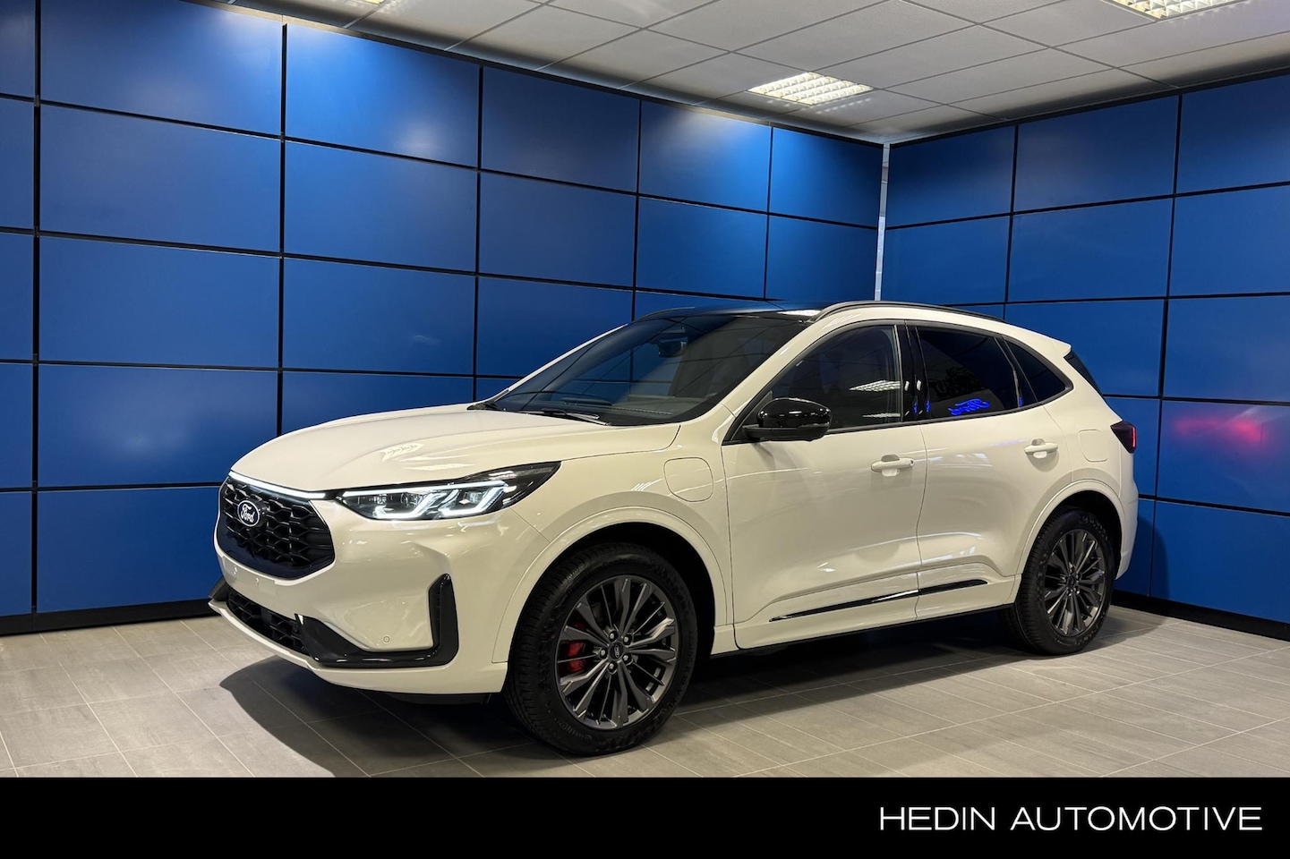 Ford Kuga - 2.5 PHEV Sound Edition FORD KUGA  SOUND EDITION 4000 euro Ford voordeel! Full option. - AutoWereld.nl