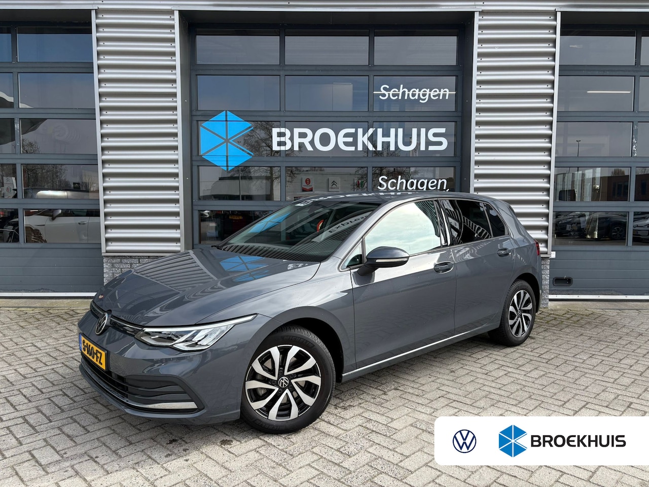 Volkswagen Golf - 1.5 TSI 150pk Life | Navigatie | Trekhaak | Stoelverwarming | - AutoWereld.nl