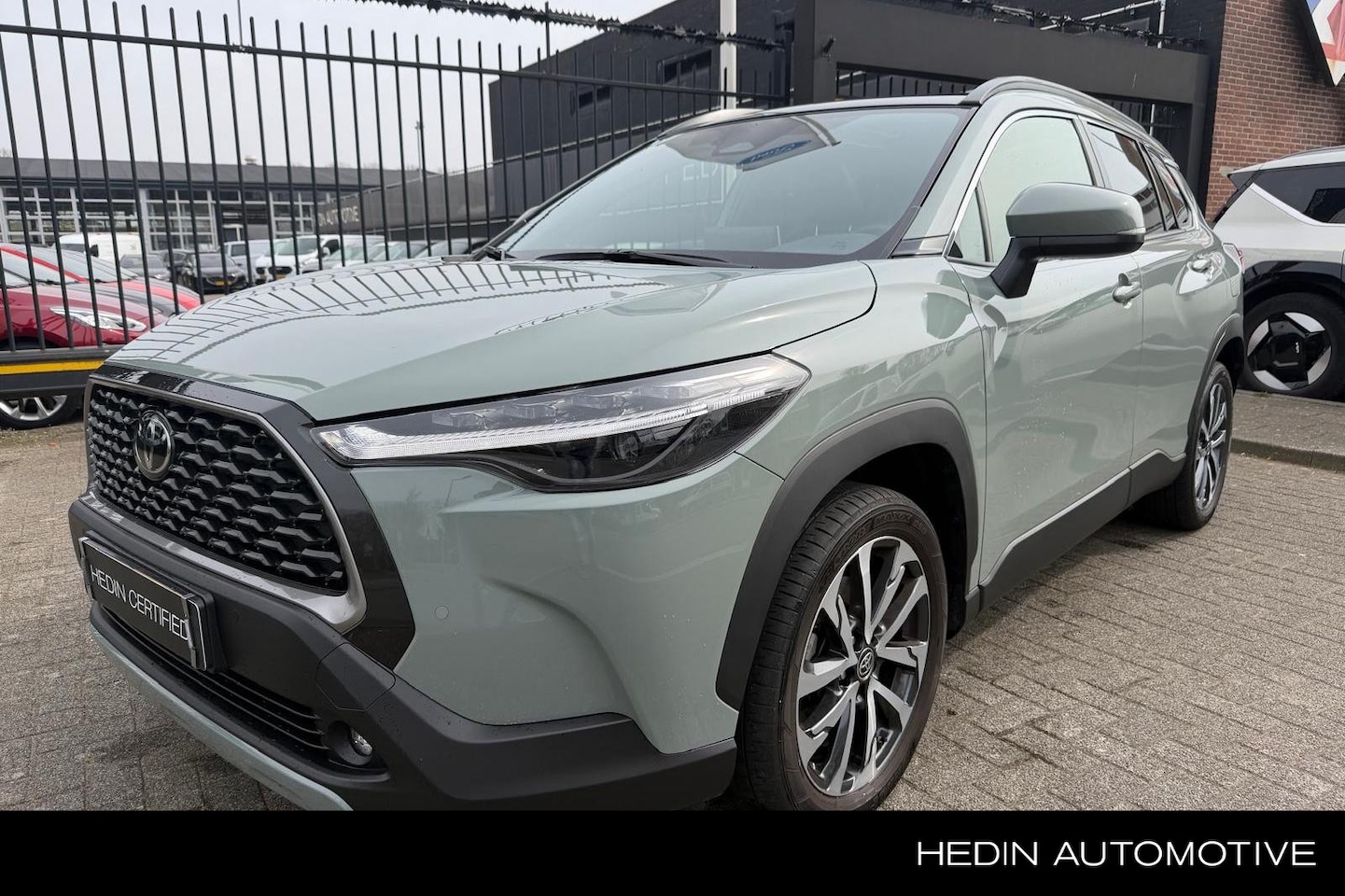 Toyota Corolla Cross - Hybrid 140 Style | Premium Pack | Panoramadak | NL auto - AutoWereld.nl