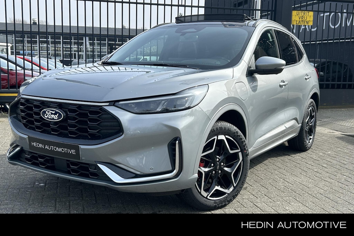 Ford Kuga - 2.5 PHEV ST-Line X | Panoramadak | Trekhaak wegklapbaar | 19 inch | Winter Pack | Matrix L - AutoWereld.nl