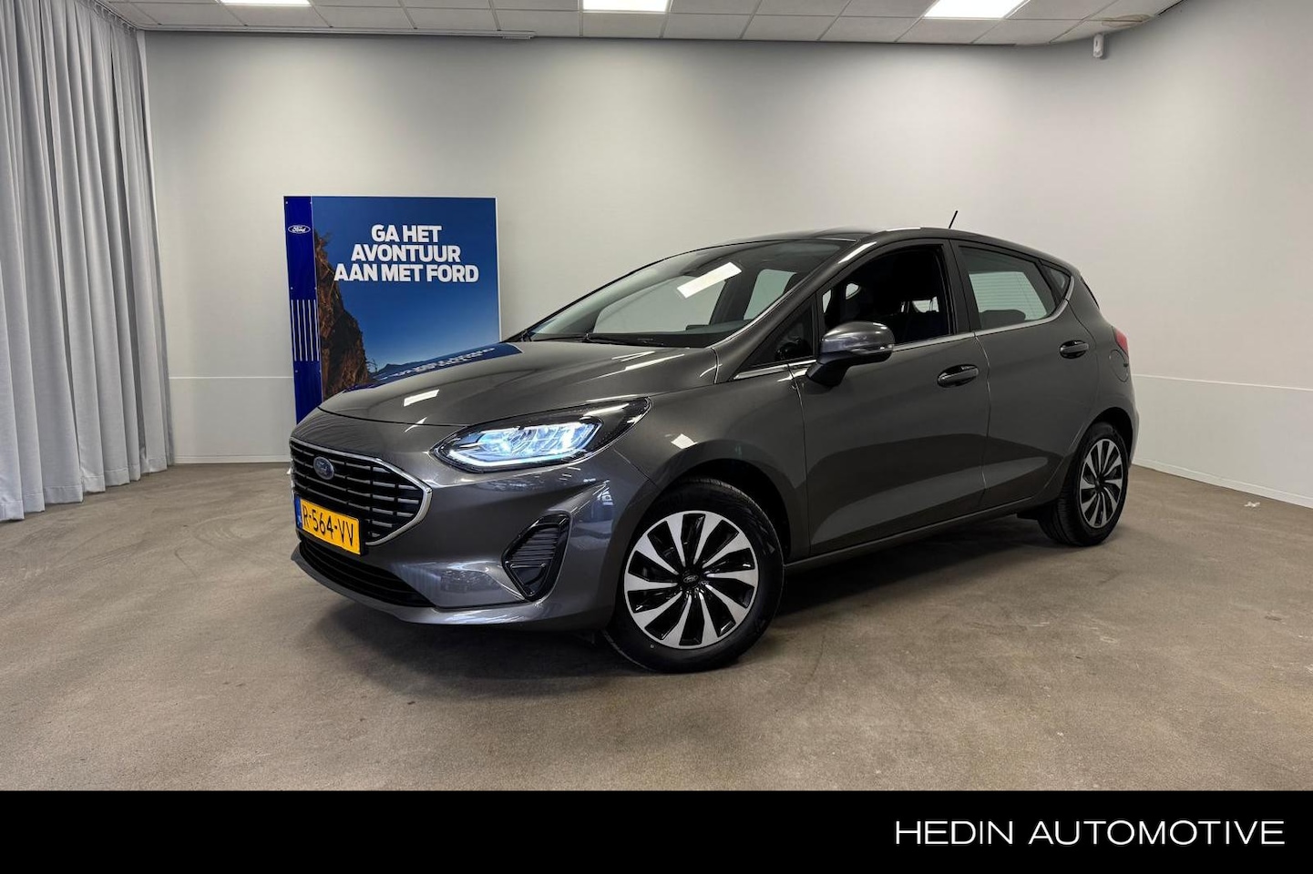 Ford Fiesta - 1.0 EcoBoost Titanium | Navi | Car Play | Draadloos laden | Parkeersensoren | - AutoWereld.nl