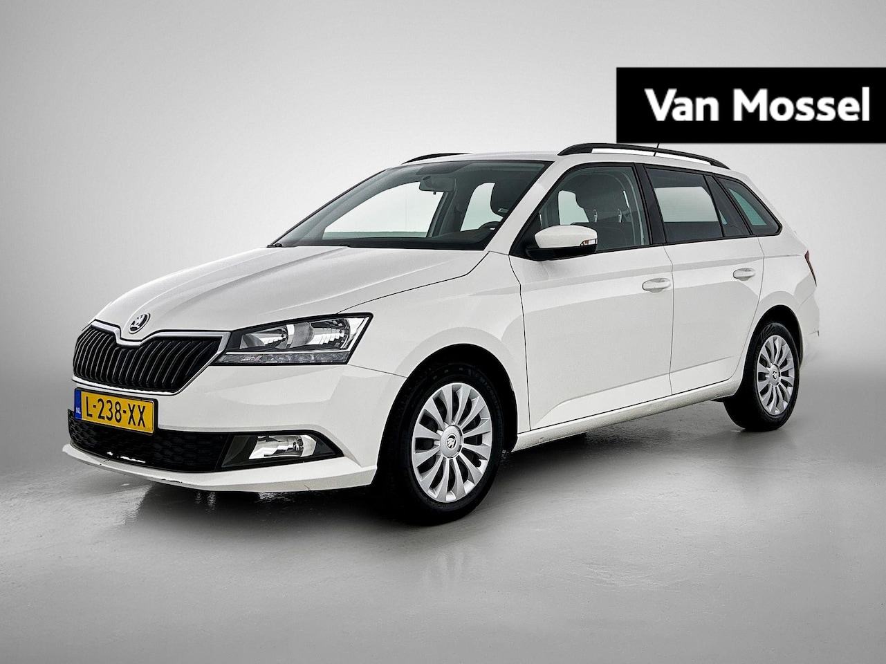 Skoda Fabia Combi - 1.0 TSI Ambition | CRUISE CONTROL | PARKEERSENSOREN | AIRCO| NAVIGATIE | - AutoWereld.nl
