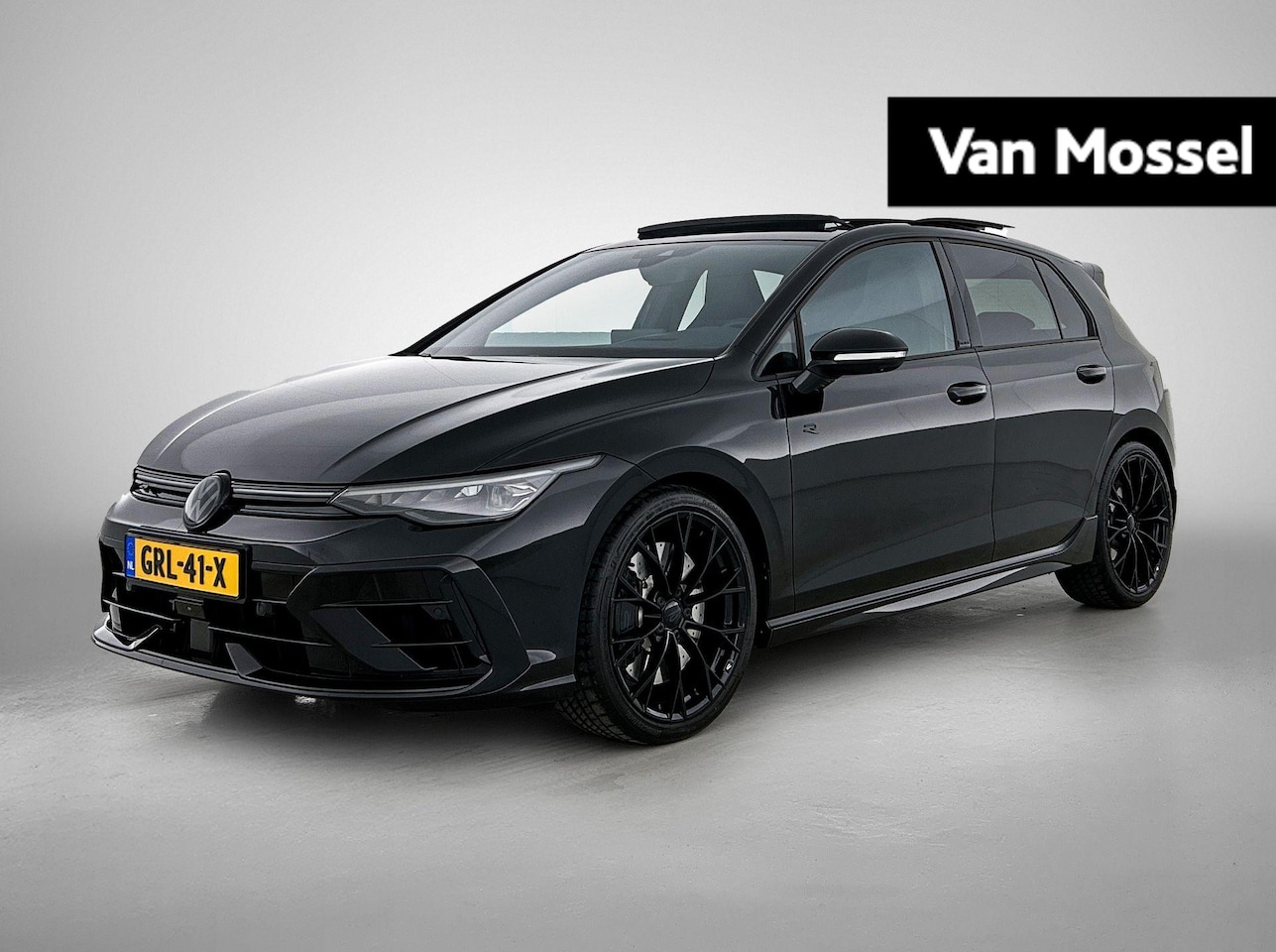 Volkswagen Golf - 2.0 TSI 4Motion R | 400 PK | ABT-Tuning | R-Performance Akrapovic | Black Style | Panorama - AutoWereld.nl