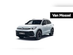 Volkswagen Tiguan - 1.5 eHybrid R-Line Edition | 204PK | Automaat | Trekhaak | Panoramaschuif-kanteldak | Blac