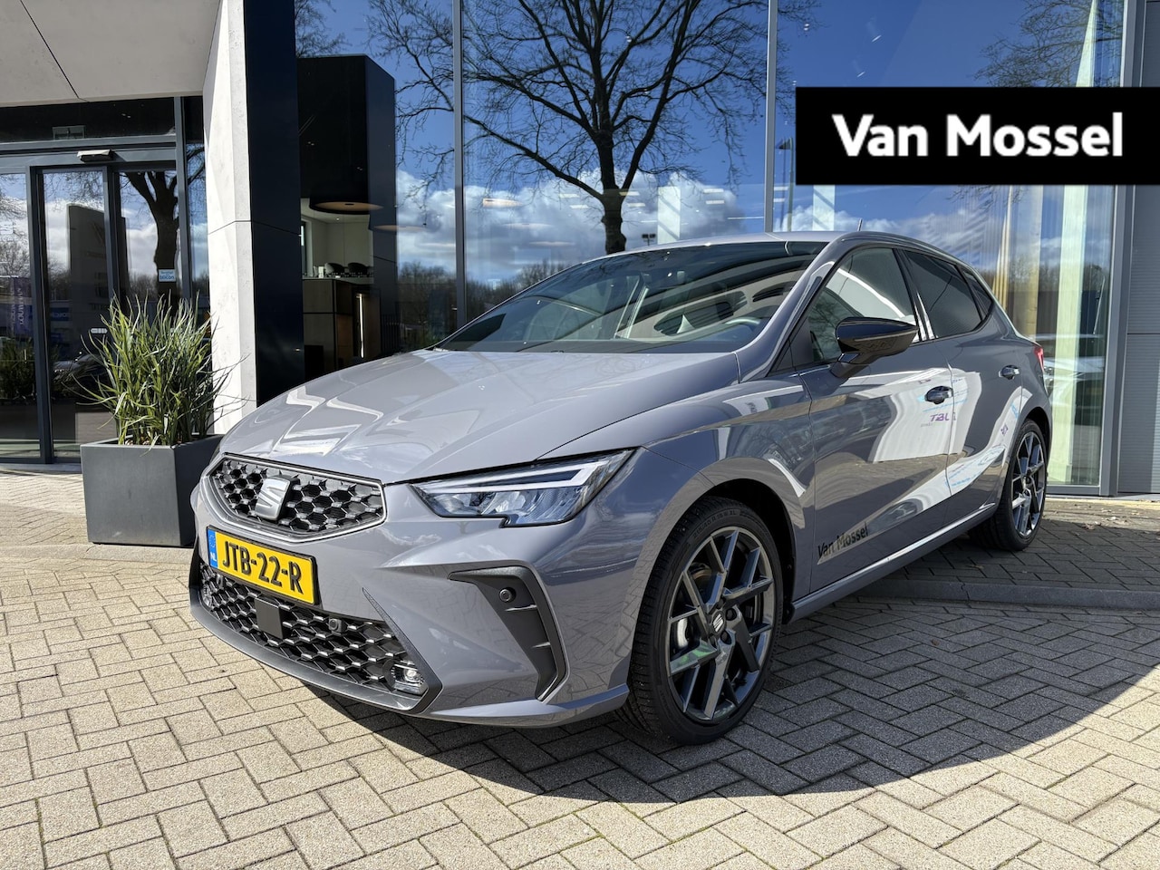 SEAT Ibiza - 1.0 EcoTSI FR Business Connect 95 PK | LED Koplampen | Parkeersensoren | Climate Control | - AutoWereld.nl