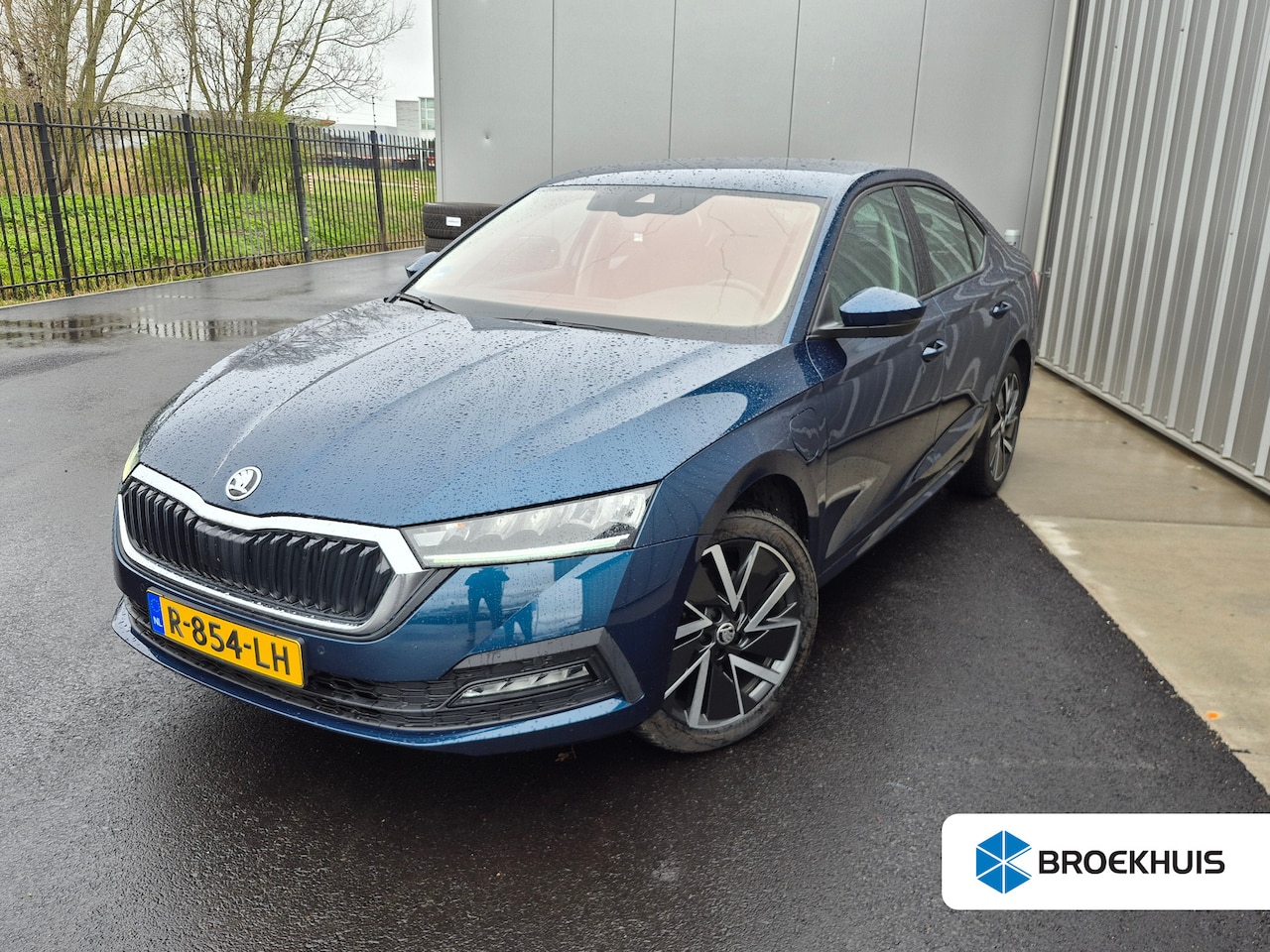 Skoda Octavia - 1.4 TSI iV PHEV Business Edition 204 Pk DSG/AUTO | Trekhaak | Navigatie | Apple carplay A - AutoWereld.nl