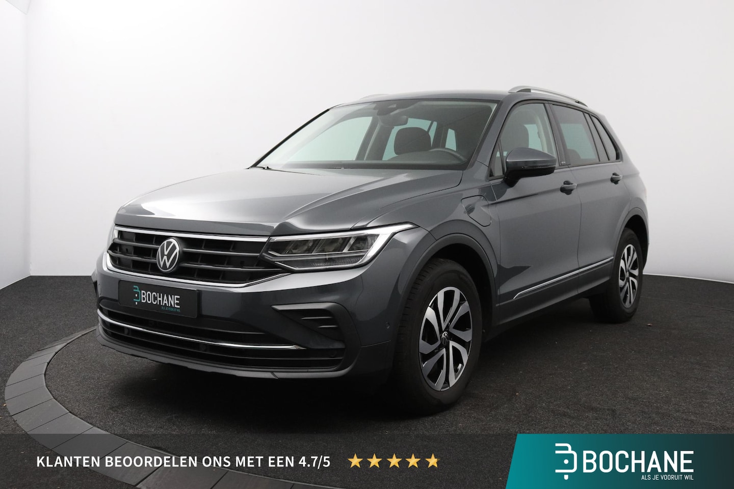 Volkswagen Tiguan - 1.4 TSI 245pk DSG eHybrid Active | Trekhaak 1800kg. | Virtual Cockpit | Camera | Stoelverw - AutoWereld.nl