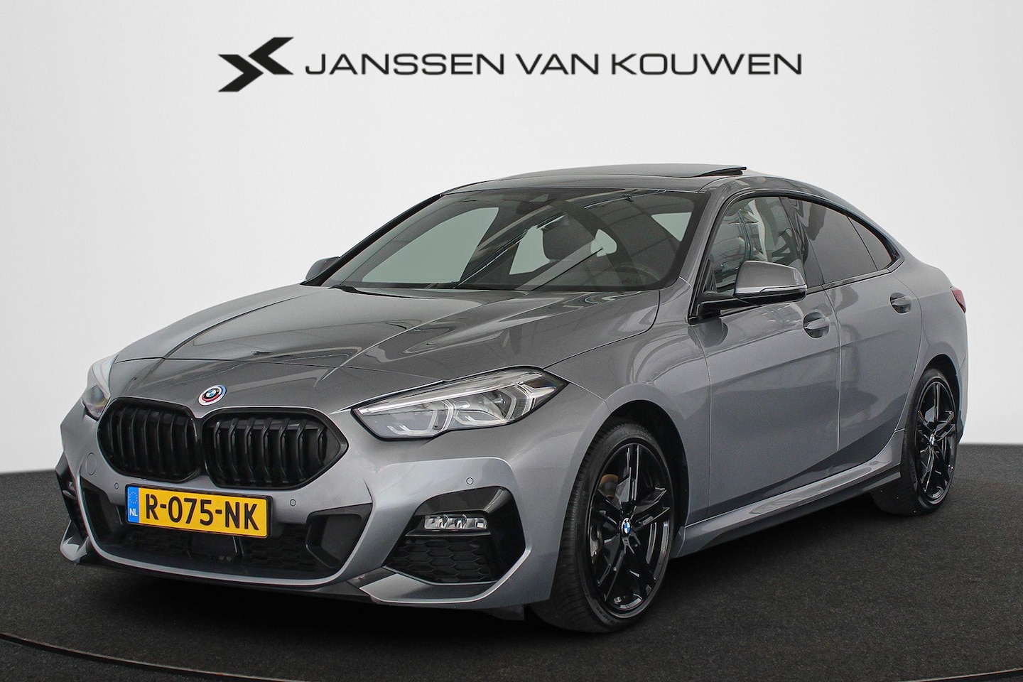 BMW 2-serie Gran Coupé - 218i Business Edition M Sport Panoramadak Stoel-Stuurverwarming - AutoWereld.nl