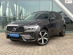 Volvo XC60 - 2.0 T8 Plug-in hybrid AWD Ultimate Dark 455pk luchtvering / Massage Stoelen / Trekhaak