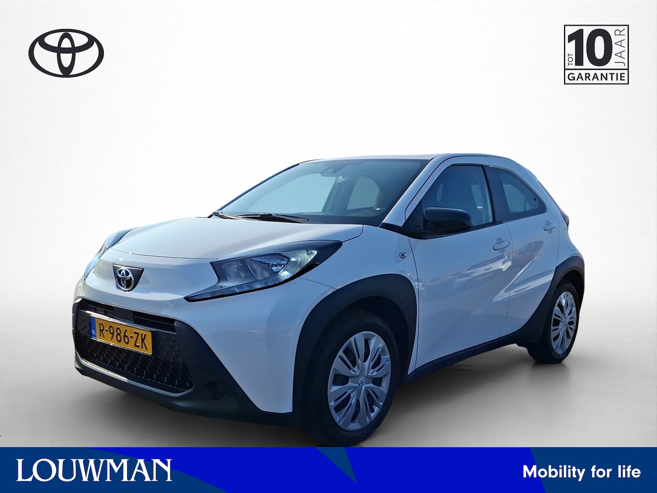 Toyota Aygo X - 1.0 VVT-i S-CVT Play Automaat | € 14.067,- ex BTW - AutoWereld.nl