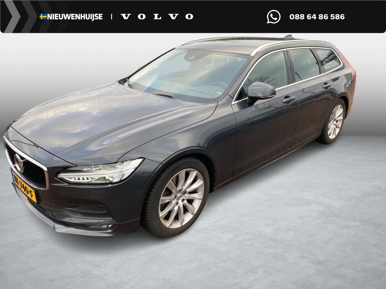 Volvo V90 - 2.0 T4 Momentum | Navigatie | Lederen Bekleding | Apple Carplay | Standkachel | Stoelverwa - AutoWereld.nl