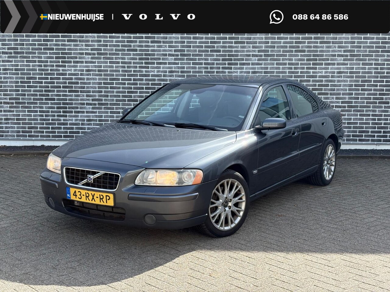 Volvo S60 - 2.0T Kinetic Chrono | Trekhaak | Navigatie | Spaceball | Lichtmetalen Velgen 17 inch | Cli - AutoWereld.nl