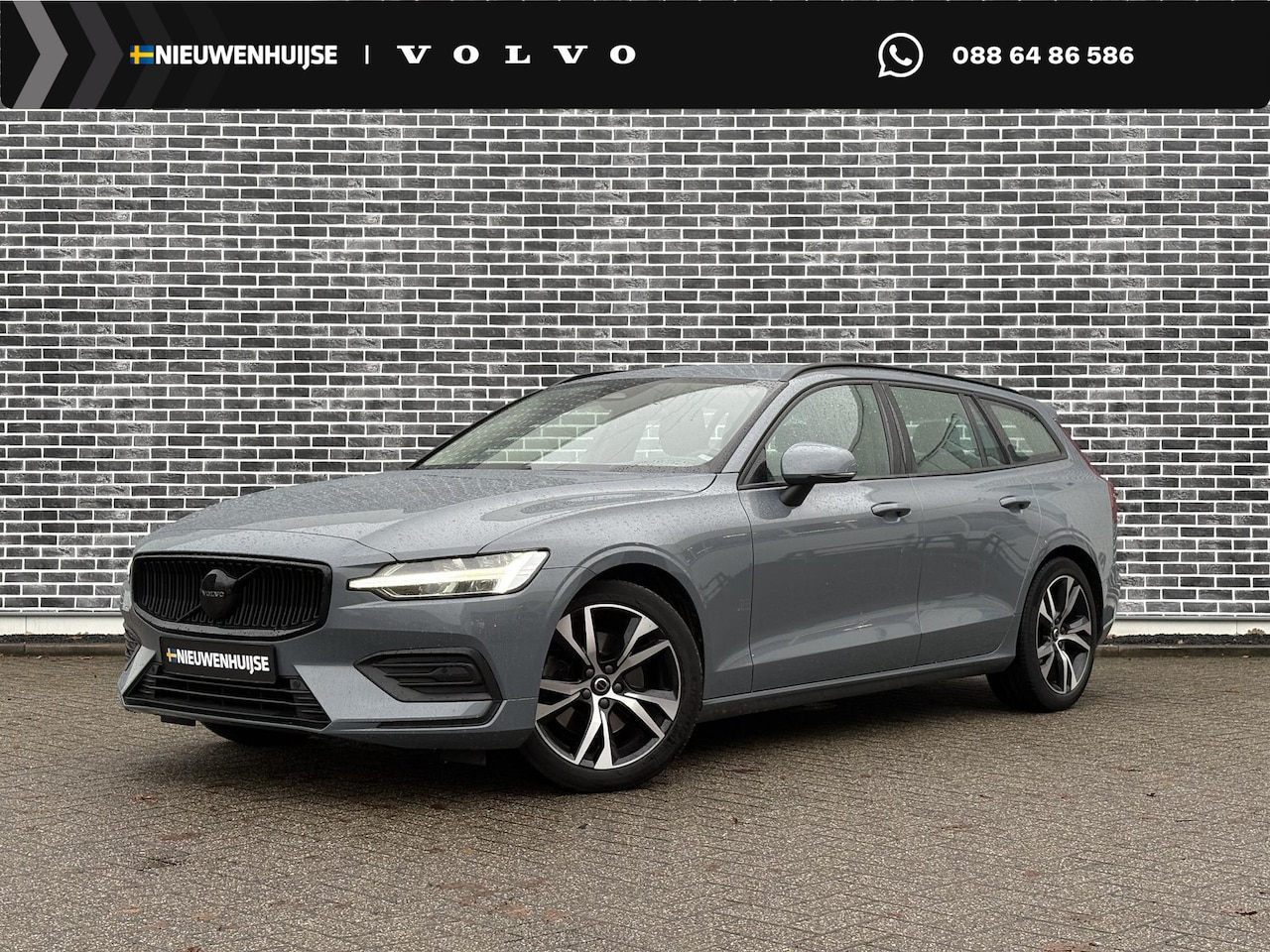 Volvo V60 - B3 Essential | Google | Trekhaak | Parkeersensoren Voor + Achter | Achteruitrijcamera | Sp - AutoWereld.nl