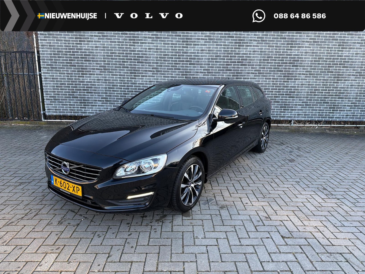 Volvo V60 - 2.0 T4 Kinetic | Navigatie | Bluetooth | Lederen Bekleding | Sportstoelen | Stoelverwarmin - AutoWereld.nl