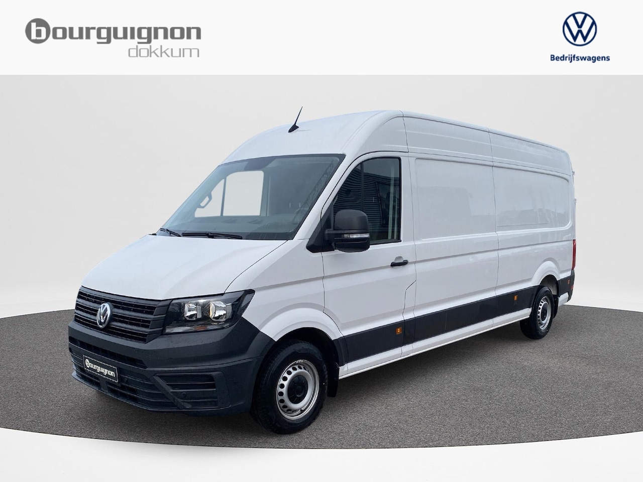 Volkswagen Crafter - 35 2.0 TDI L4H3 | 140Pk | Trekhaak  Bijrijdersbank | Navi | Betimmering | PDC | - AutoWereld.nl
