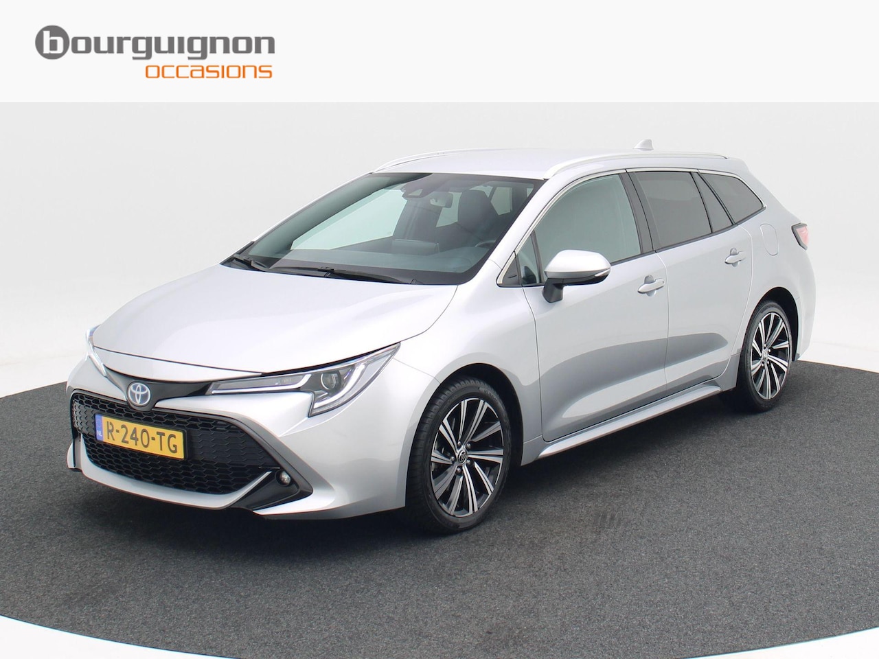 Toyota Corolla Touring Sports - 2.0 184 Pk Automaat Hybrid Dynamic | Camera | Adaptive Cruise | Navigatie | Full LED | Sto - AutoWereld.nl