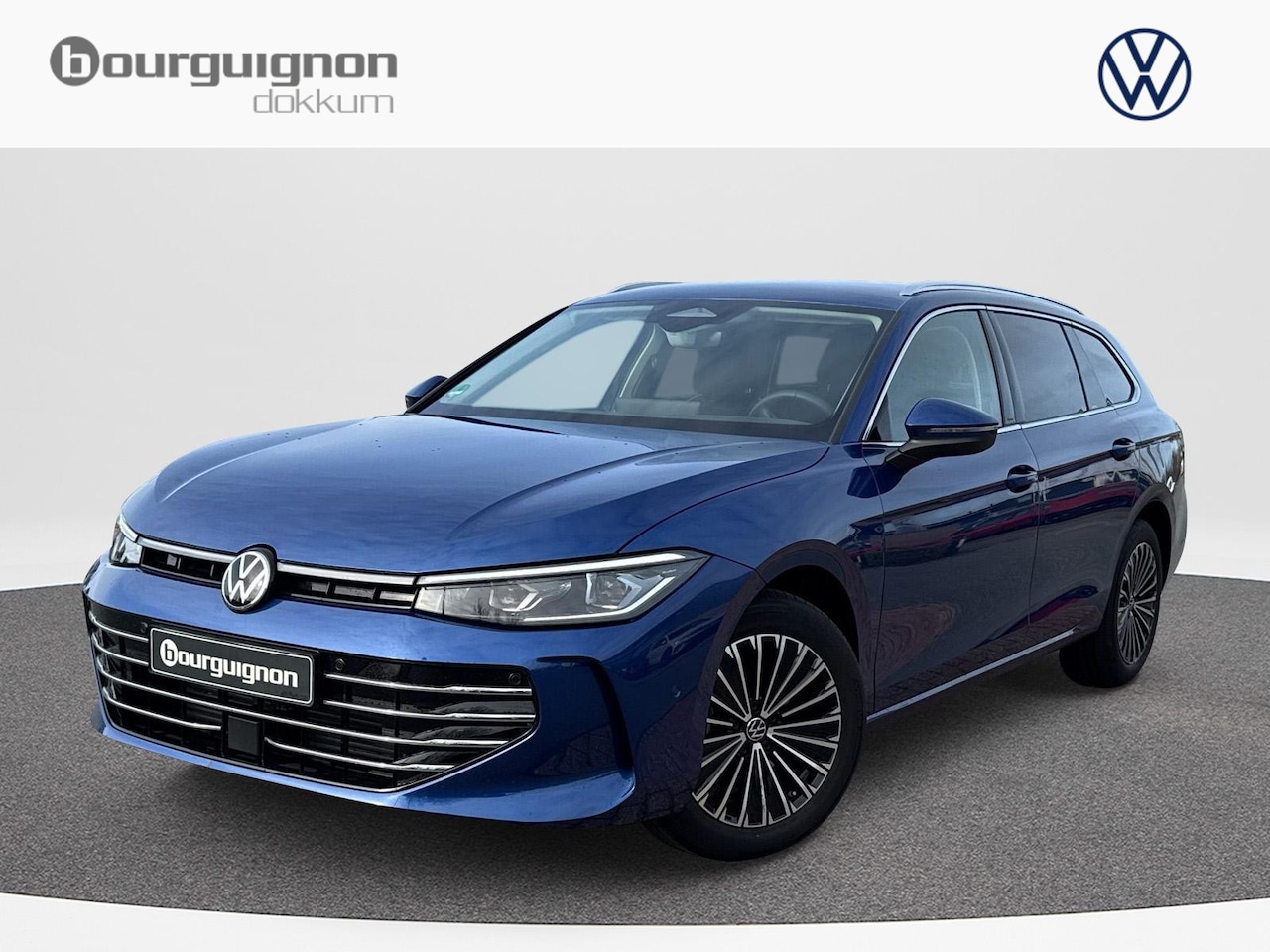 Volkswagen Passat Variant - 2.0 TDI 110kW DSG7 Elegance | 150 pk | Trekhaak | DIESEL | Automaat |Massage Stoelen  | LE - AutoWereld.nl