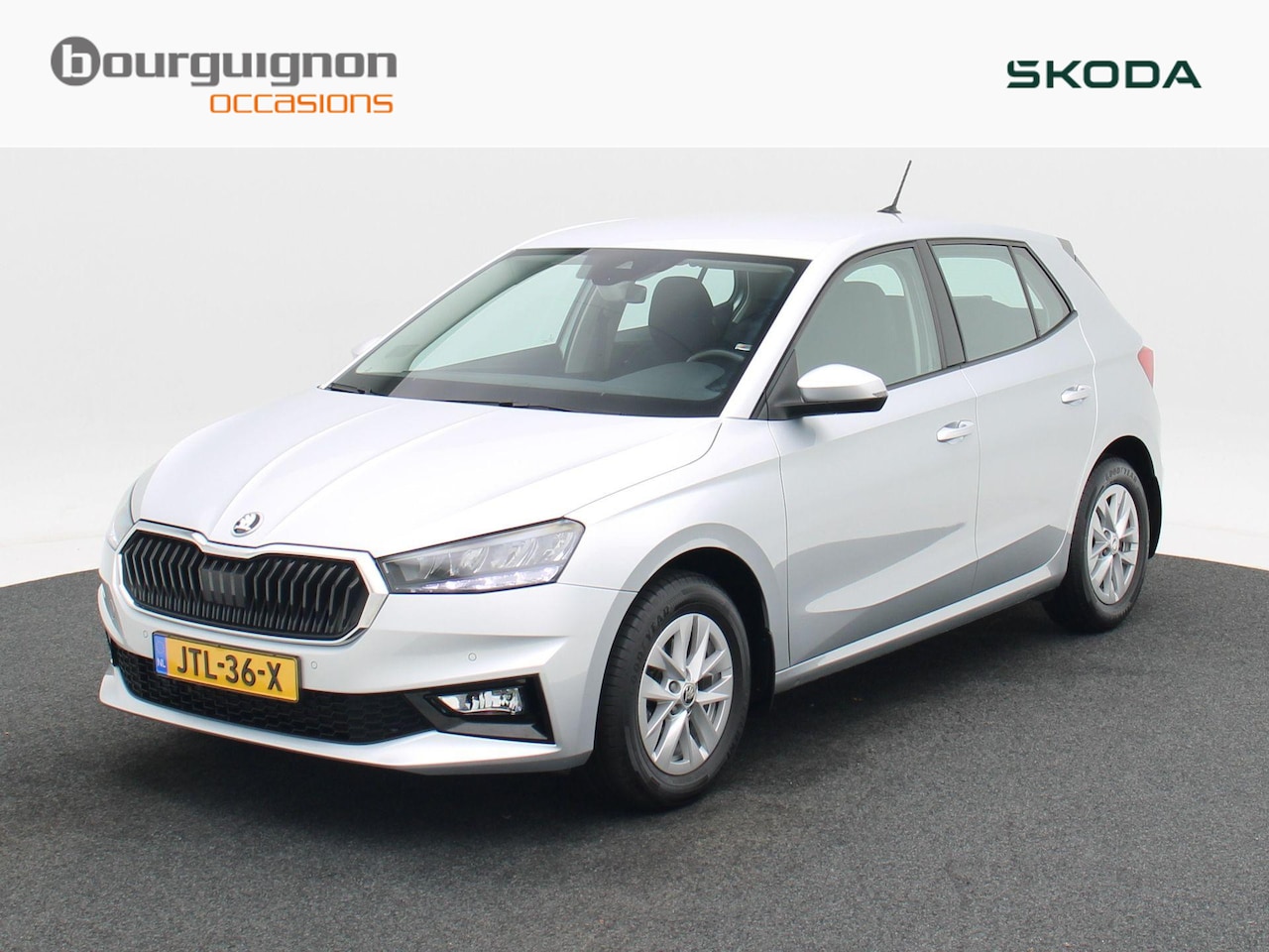 Skoda Fabia - 1.0 TSi 110 Pk Automaat Business Edition | Cruise Control | Climate Control | Parkeersenso - AutoWereld.nl