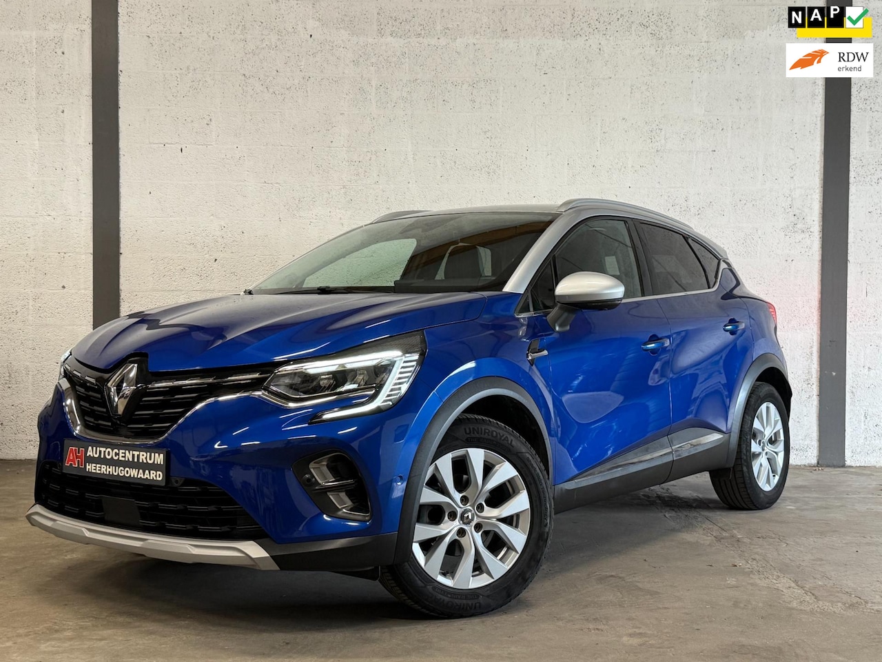 Renault Captur - 1.0 TCe 100 Intens Navi|360 Camera|LED|Cruise|Dealer Onderhouden !! - AutoWereld.nl