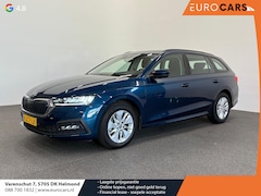 Skoda Octavia Combi - 1.0 e-TSI Business Edition Navigatie Apple Carplay/Android Auto Parkeersensoren Adaptive C