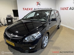 Hyundai i30 CW - 1.4i Blue Active APK/Airco