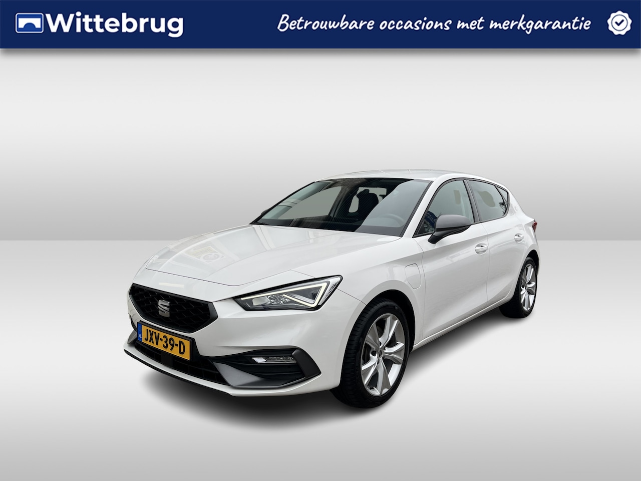 SEAT Leon - 1.4 TSI eHybrid PHEV FR Business Intense / AUTOMAAT/ VIRTUAL COCKPIT/ STUUR+STOELVERWARMIN - AutoWereld.nl