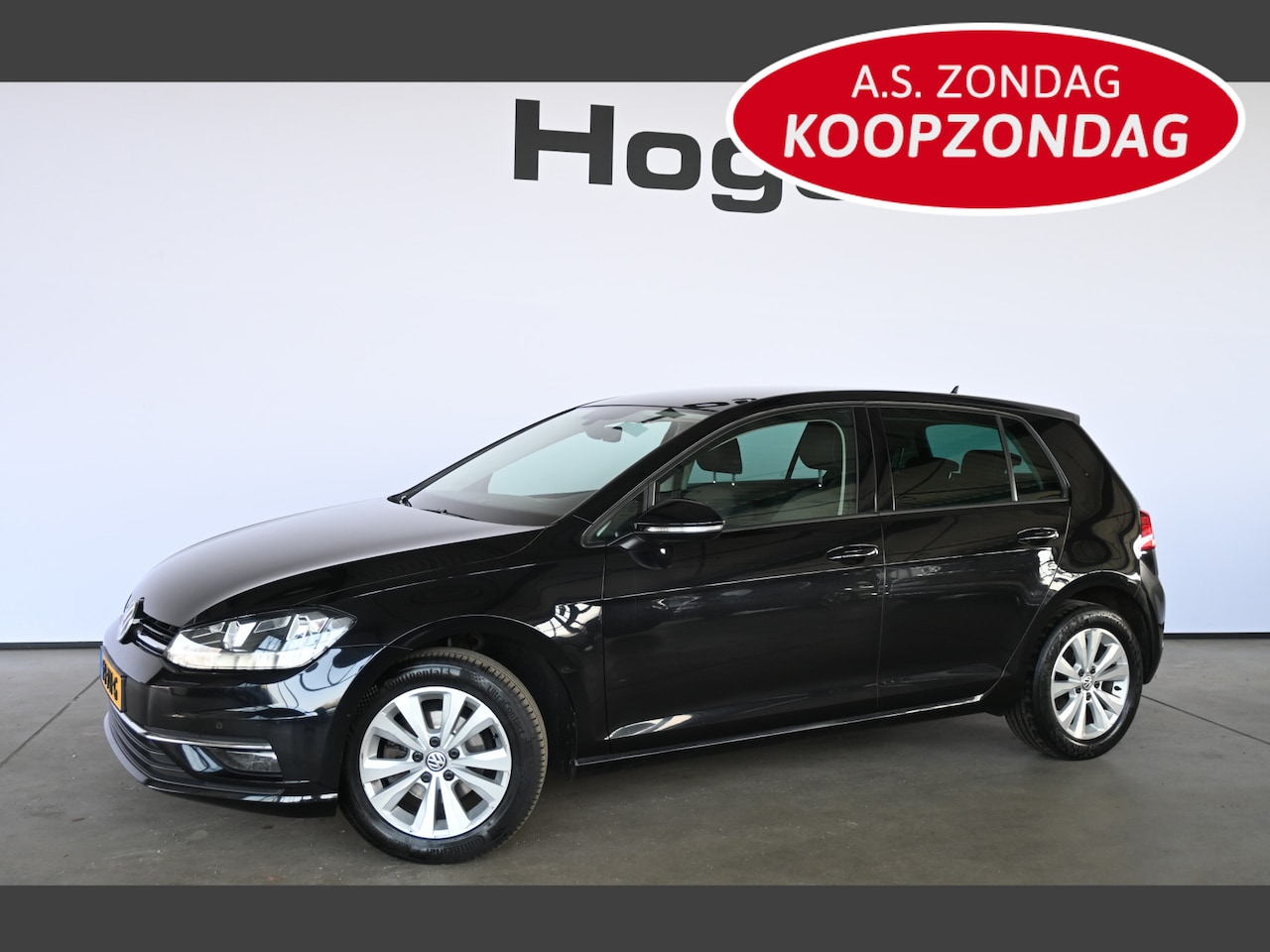 Volkswagen Golf - 1.0 TSI Comfortline Clima Navigatie Carplay Stoelverwarming Goed Onderhouden! Inruil Mogel - AutoWereld.nl